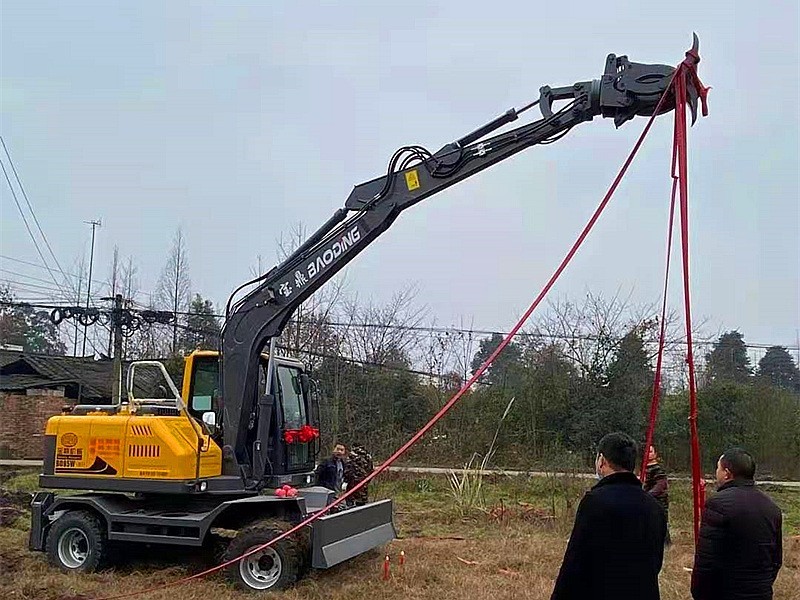 四川抓木機(jī)